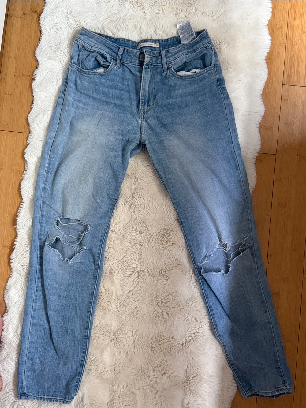 Levi’s Light Blue Distressed Women's Jeans